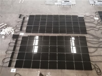 Tuile de granit noir 12 X 24