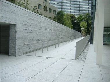 Utilisation extérieure de carreaux de granit