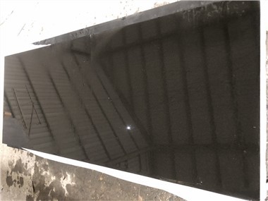 Granit noir de Mongolie