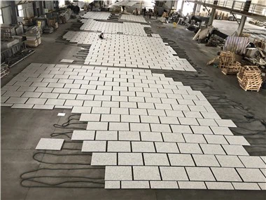 Carreaux de sol en granit naturel