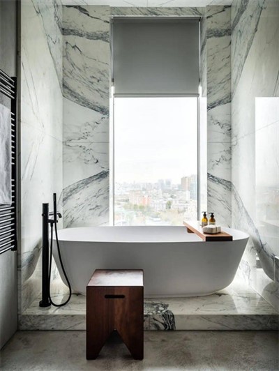 Conceptions de salles de bains modernes en marbre